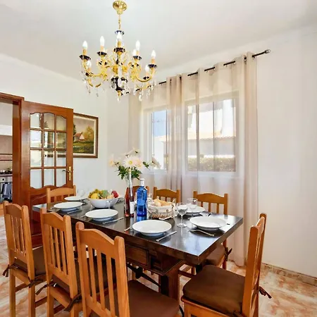 Villa Luxury Carvoeiro Fragrancia Dois 4 Bedroom Gated Pool *