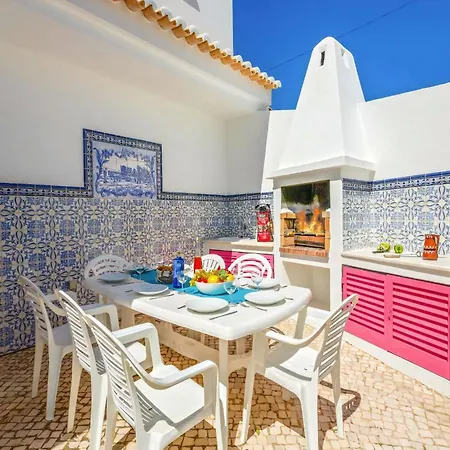 别墅 Luxury Carvoeiro Fragrancia Dois 4 Bedroom Gated Pool Armação de Pêra