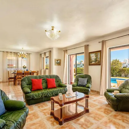 Luxury Carvoeiro Fragrancia Dois 4 Bedroom Gated Pool 别墅 *