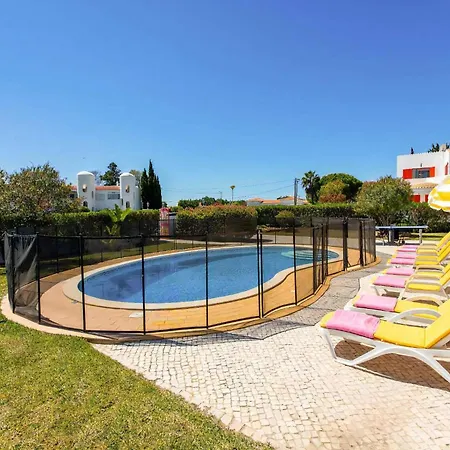 别墅 Luxury Carvoeiro Fragrancia Dois 4 Bedroom Gated Pool *