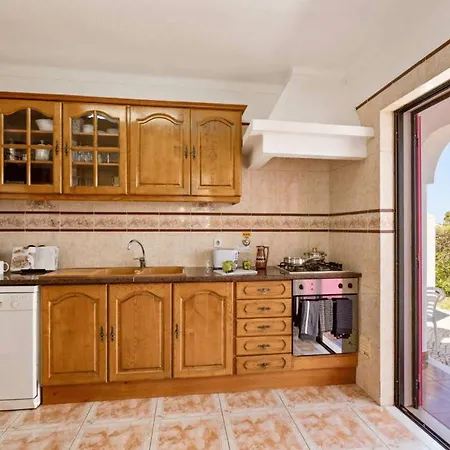 别墅 Luxury Carvoeiro Fragrancia Dois 4 Bedroom Gated Pool