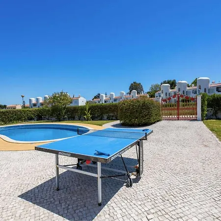 Luxury Carvoeiro Fragrancia Dois 4 Bedroom Gated Pool 别墅 *