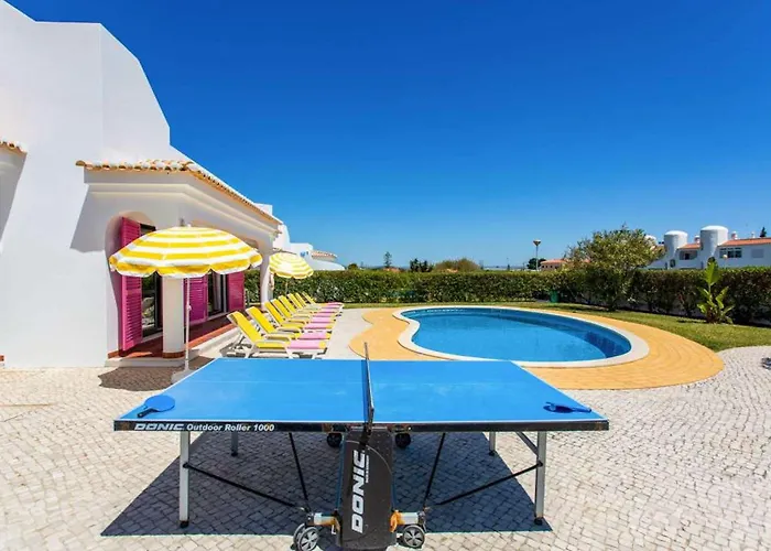 Luxury Carvoeiro Fragrancia Dois 4 Bedroom Gated Pool *