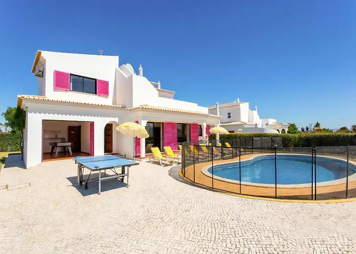 Luxury Carvoeiro Fragrancia Dois 4 Bedroom Gated Pool Villa Armação de Pêra