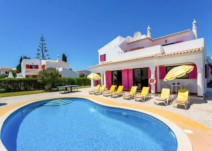 Luxury Carvoeiro Fragrancia Dois 4 Bedroom Gated Pool Villa *